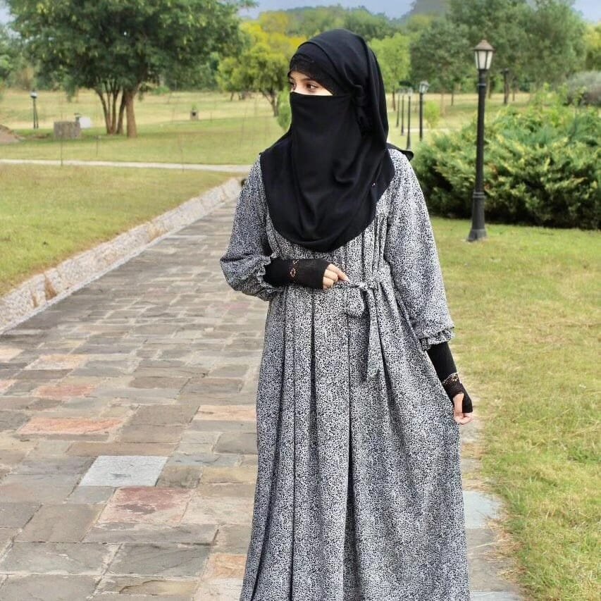 abaya for women